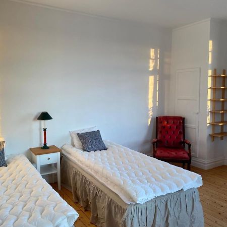 Laegenhet Med Havsutsikt Apartamento Strömstad Exterior foto