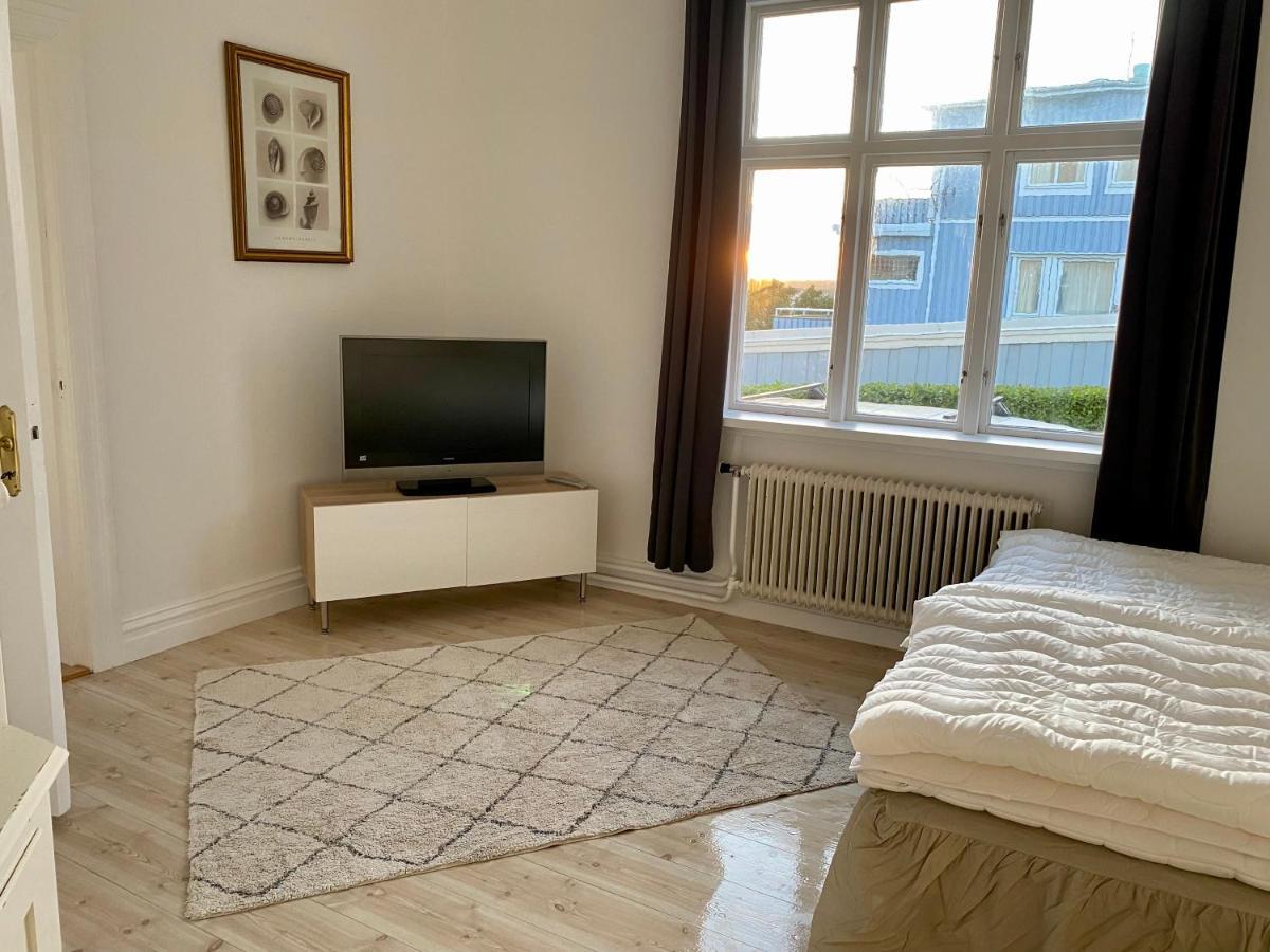 Laegenhet Med Havsutsikt Apartamento Strömstad Exterior foto