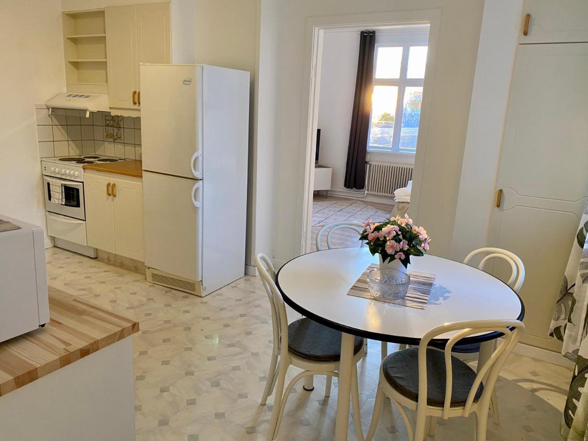 Laegenhet Med Havsutsikt Apartamento Strömstad Exterior foto